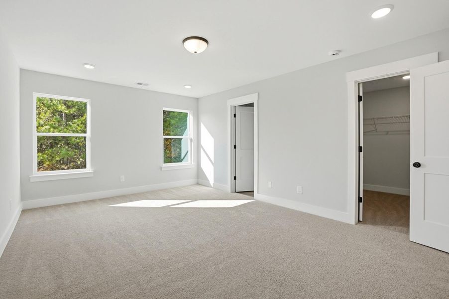 Spacious, unfurnished interior of a new home in Blythe Mill Townhomes, Waxhaw (Image 31). Spacious, unfurnished interior of a new home in Blythe Mill Townhomes, Waxhaw (Image 31).
