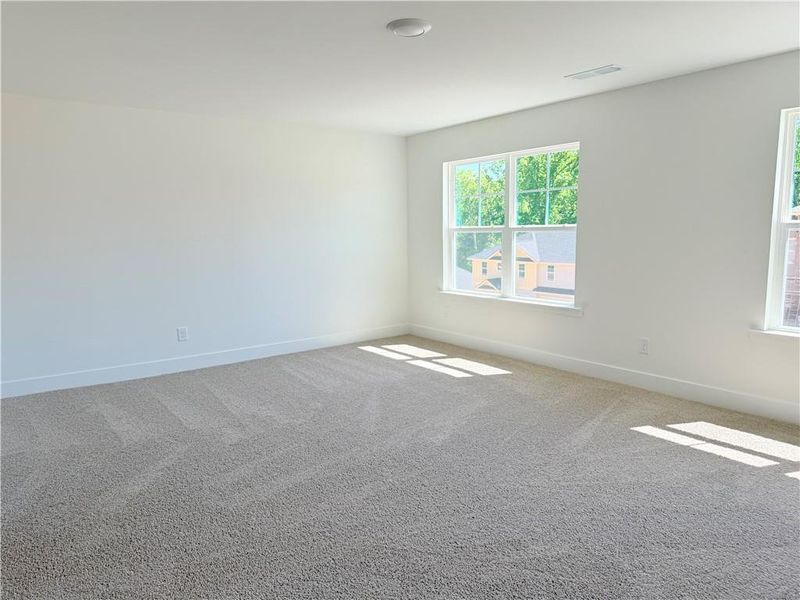 Spacious, unfurnished interior of a new home in Thunder Ridge, Dawsonville (Image 15).
