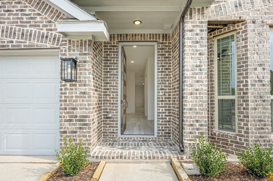 Image 32 of a home in West Crossing.