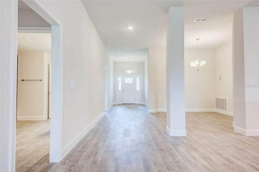 Spacious, unfurnished interior of a new home in Wyld Palms, Parrish (Image 21).