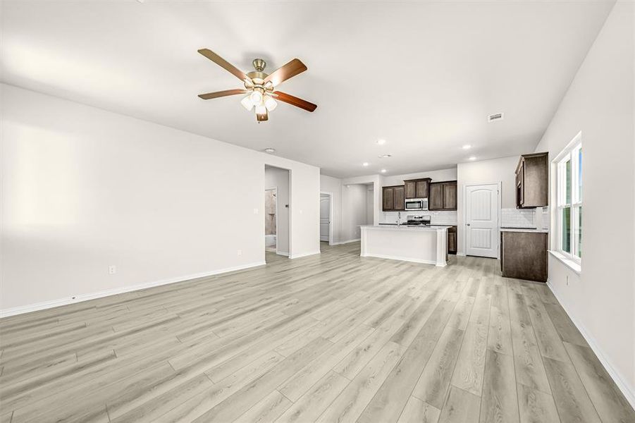 Spacious, unfurnished interior of a new home in Liberty Pointe, Gainesville (Image 25). Spacious, unfurnished interior of a new home in Liberty Pointe, Gainesville (Image 25).