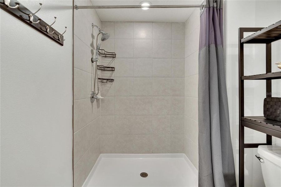 owner suite shower