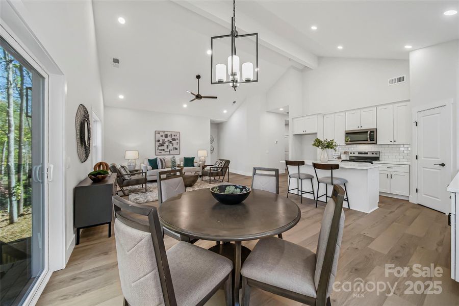 Dining Area Dining Area