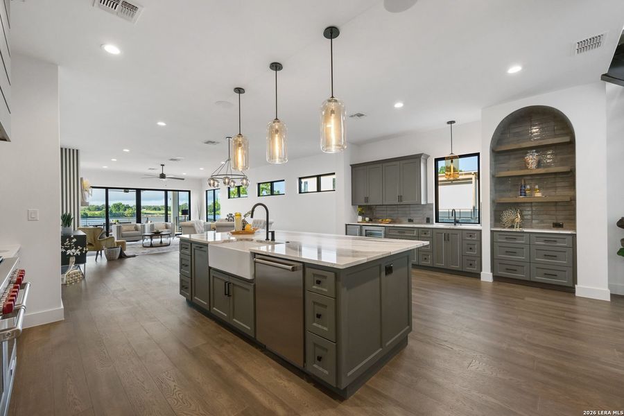 Furnished interior view inside a new home in , Kingsland (Image 24).