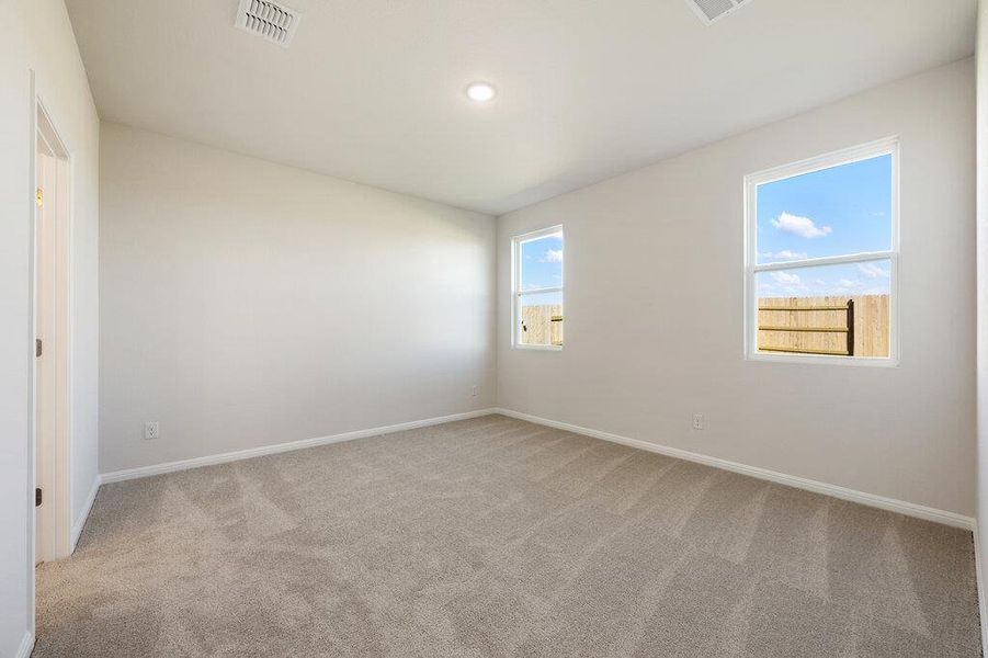 Spacious, unfurnished interior of a new home in Patterson Ranch, Georgetown (Image 26).