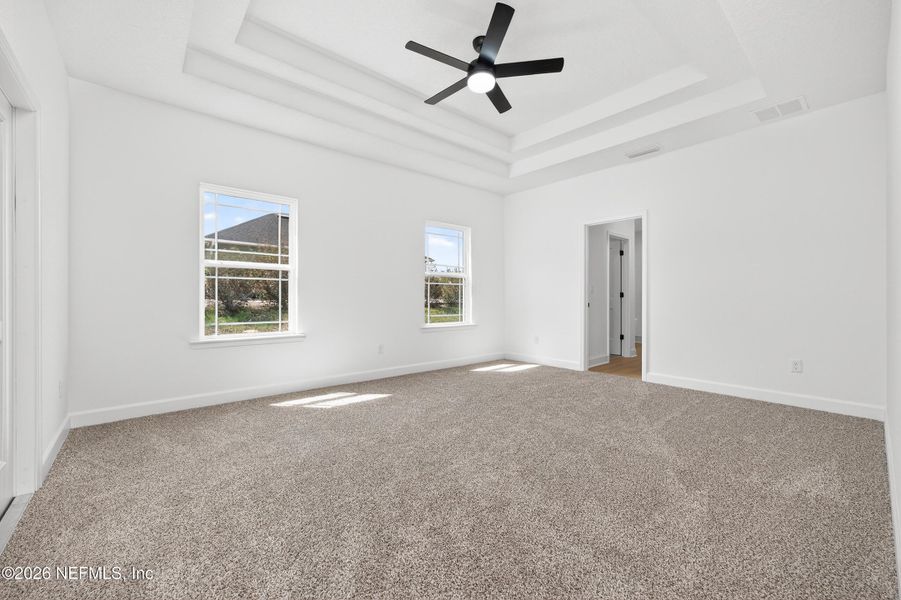 Spacious, unfurnished interior of a new home in , Keystone Heights (Image 11).