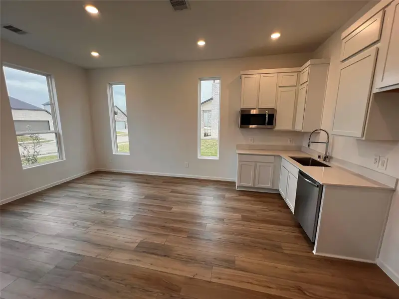 Representation of floor plan, not actual home