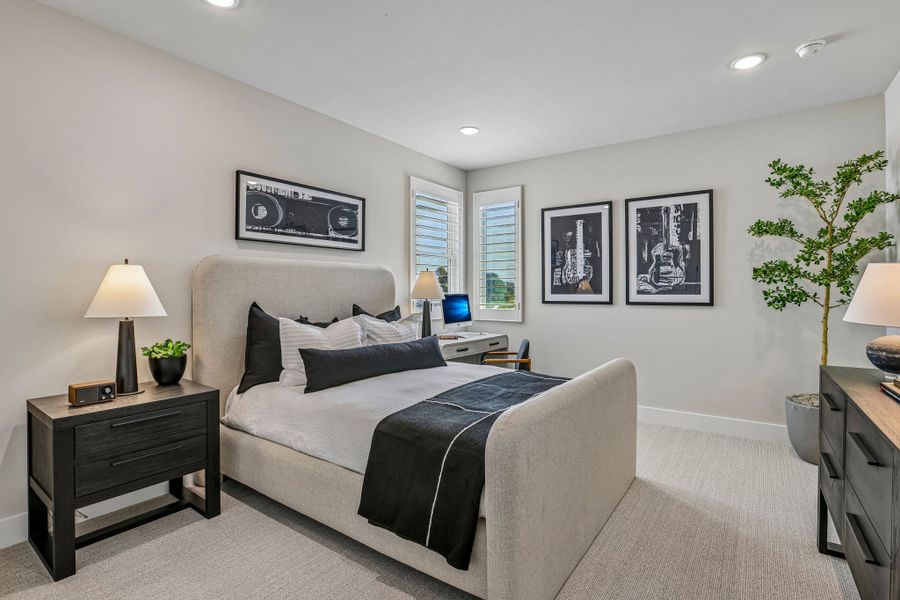 Representative furnished interior of a home built from the 4062 by Risewell Homes in Bluff Haven, Georgetown (Image 26).