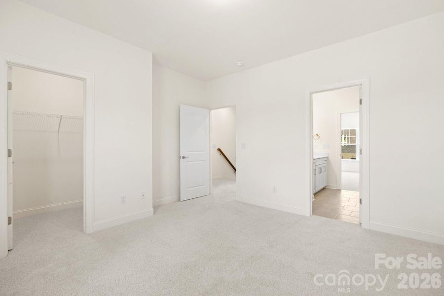 Spacious, unfurnished interior of a new home in , Asheville (Image 14).