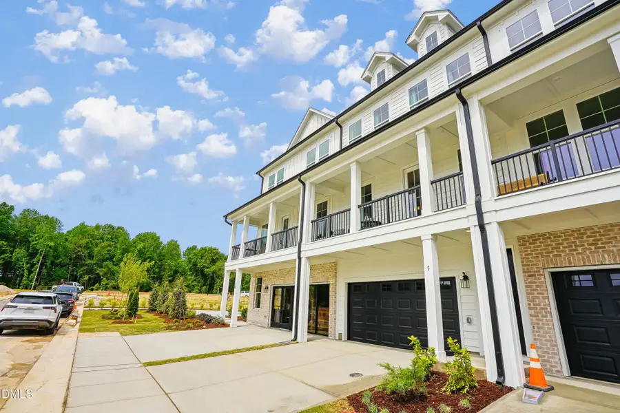 21-Front Elevation 21-Front Elevation