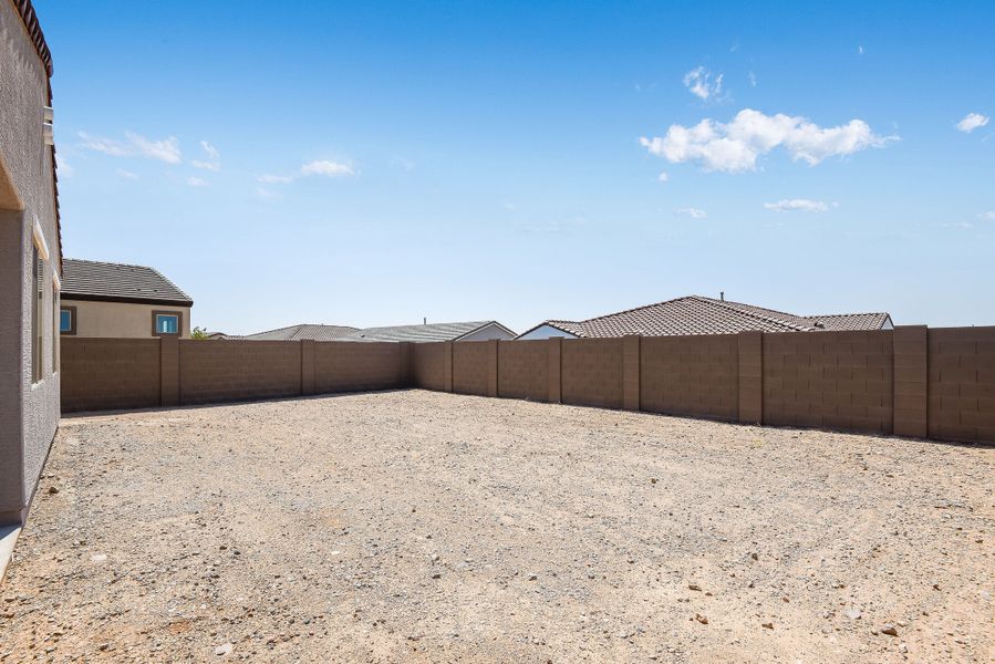 Exterior details and patio area of a home in Estrella, Goodyear (Image 4).