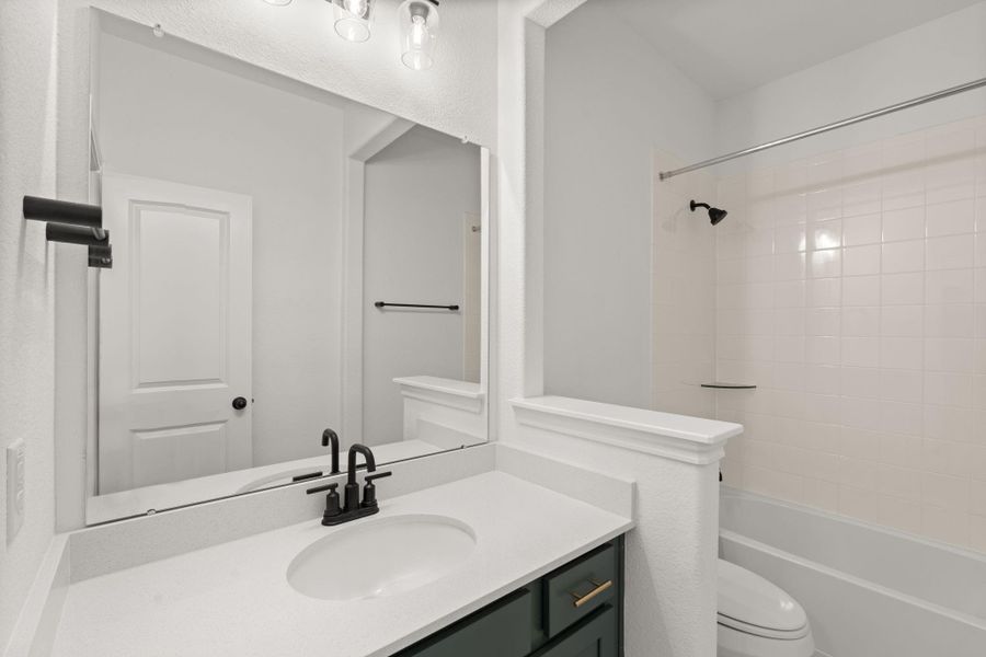 Note: Sample product photo. Actual exterior and interior selections may vary by homesite. Photo may be virtually staged