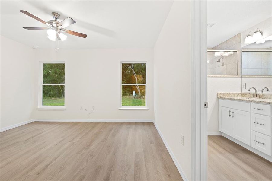 Spacious, unfurnished interior of a new home in , Dunnellon (Image 18). Spacious, unfurnished interior of a new home in , Dunnellon (Image 18).