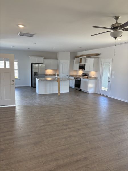Spacious, unfurnished interior of a new home in Woodruff Cove, Murfreesboro (Image 7). Spacious, unfurnished interior of a new home in Woodruff Cove, Murfreesboro (Image 7).