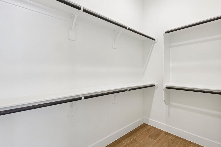Spacious, unfurnished interior of a new home in Evergreen 40s, Conroe (Image 13). Spacious, unfurnished interior of a new home in Evergreen 40s, Conroe (Image 13).