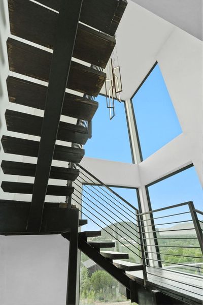 Image 37 of a home in .