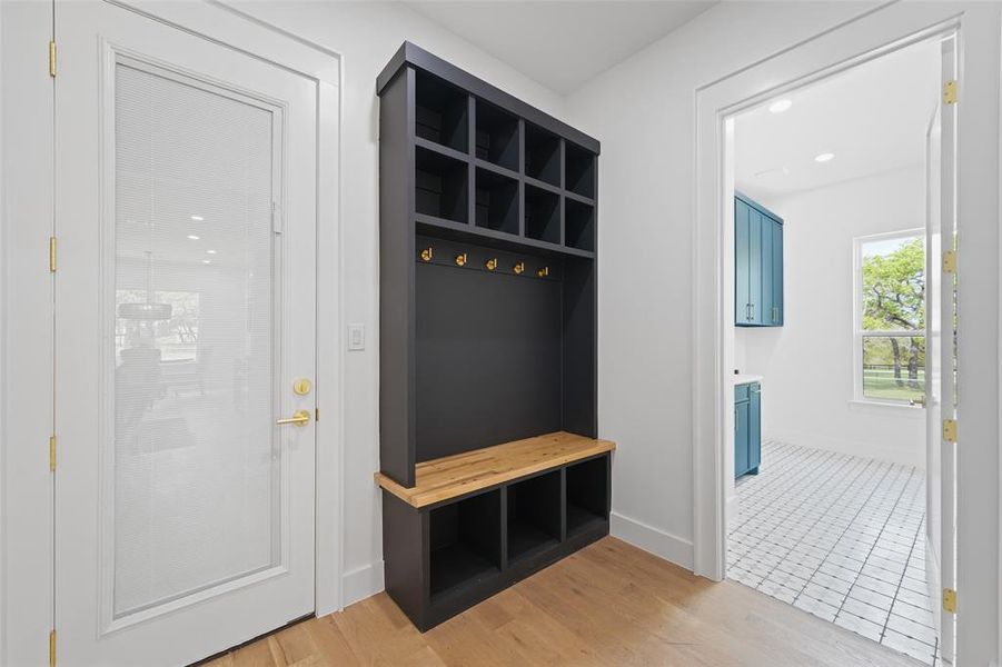 Furnished interior view inside a new home in , Weatherford (Image 33).