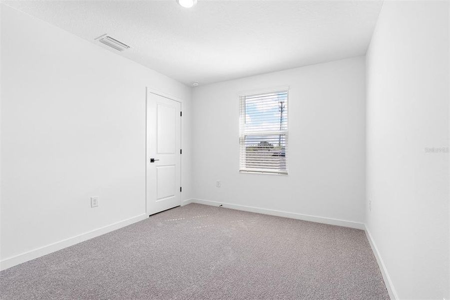 Spacious, unfurnished interior of a new home in Fulton Meadows, Lakeland (Image 8).