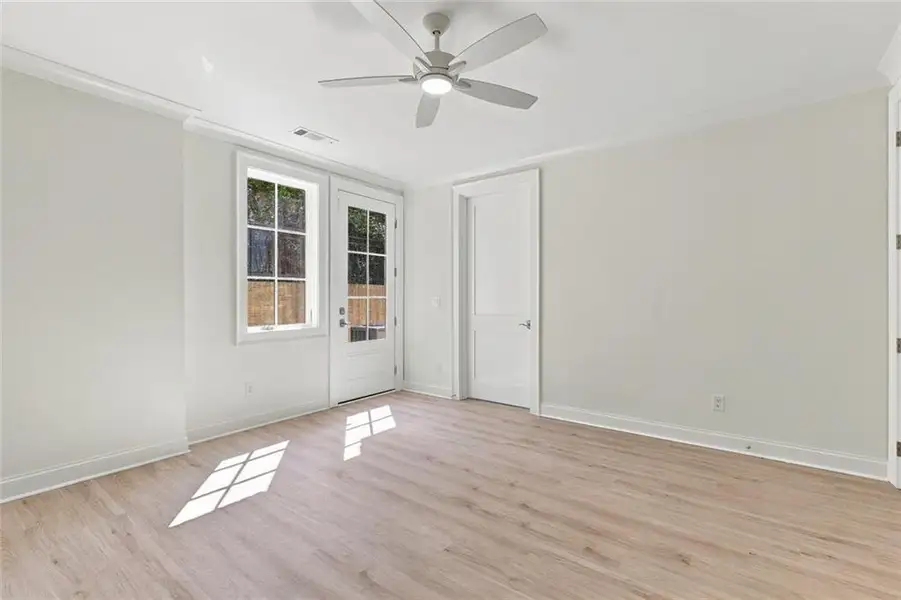 Spacious, unfurnished interior of a new home in , Sandy Springs (Image 65).