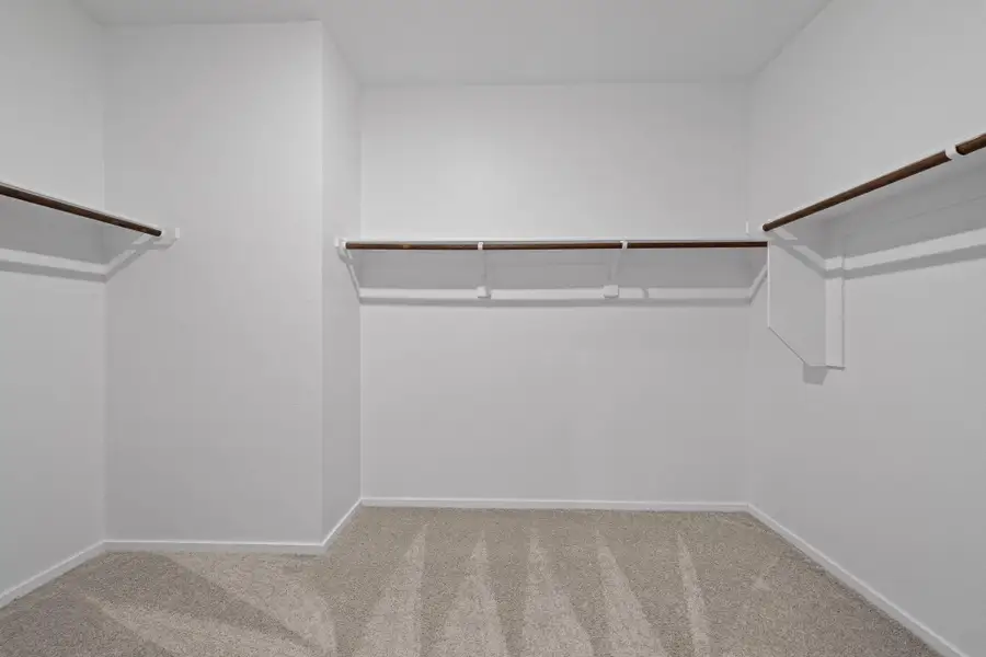 Spacious, unfurnished interior of a new home in Montgomery Bend, Montgomery (Image 7).