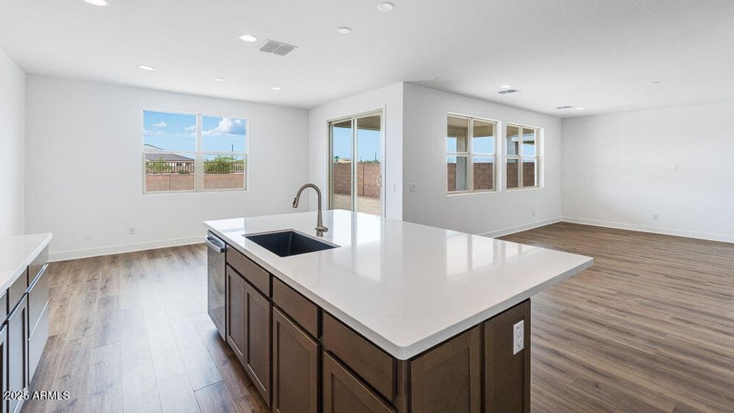 hj-az-phoenix-combs-ranch-discovery-sien hj-az-phoenix-combs-ranch-discovery-sien