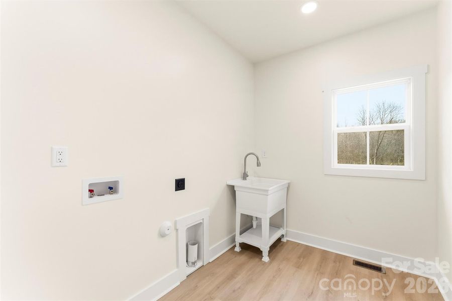 Furnished interior view inside a new home in , Bessemer City (Image 12).