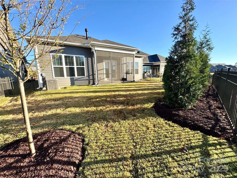 Image 27 of a home in Cumberland.