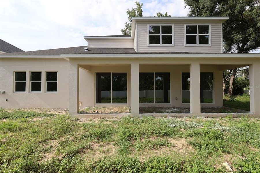 Exterior details and patio area of a home in Willow Run, Apopka (Image 2). Exterior details and patio area of a home in Willow Run, Apopka (Image 2).