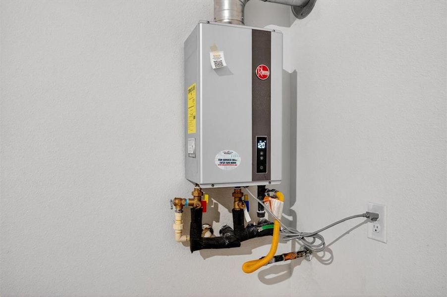 Close-up of interior finishes inside a home in Hickory Hill, Sherman (Image 16). Close-up of interior finishes inside a home in Hickory Hill, Sherman (Image 16).