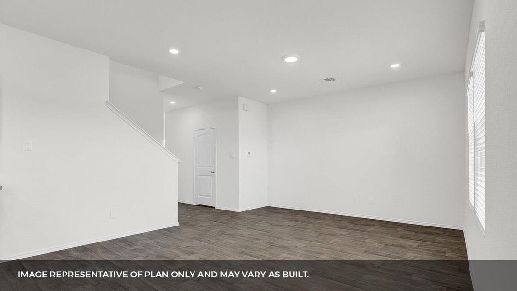 Spacious, unfurnished interior of a new home in Carillon, Manor (Image 15). Spacious, unfurnished interior of a new home in Carillon, Manor (Image 15).