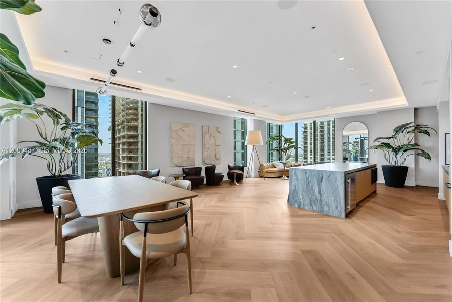 Community amenities in , Miami (Image 22).