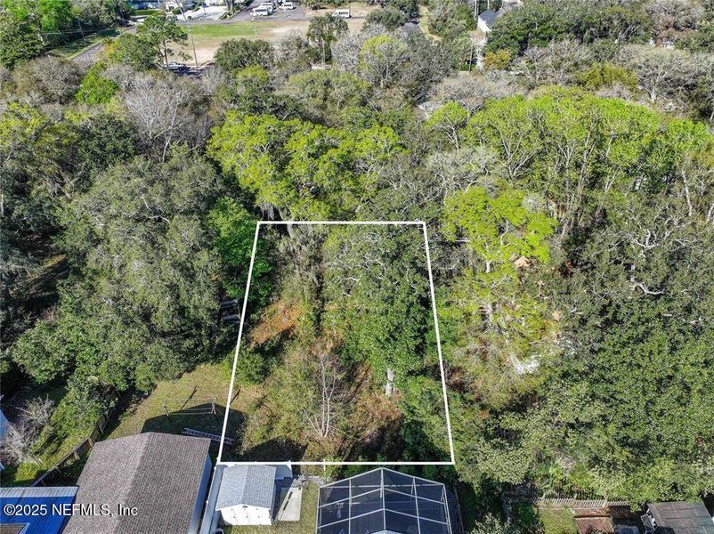 Image 8 of a home in . Image 8 of a home in .