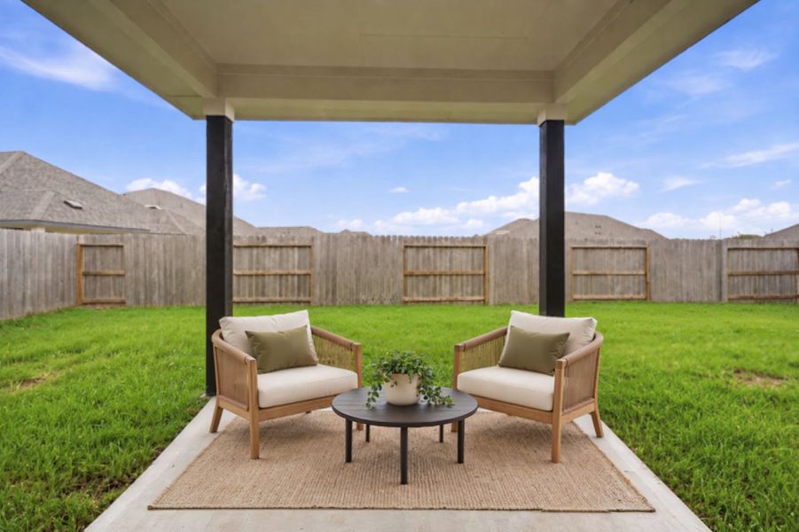 Exterior details and patio area of a home in Massey Oaks, Pearland (Image 4). Exterior details and patio area of a home in Massey Oaks, Pearland (Image 4).