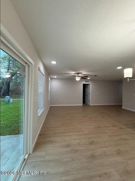 Spacious, unfurnished interior of a new home in , Jacksonville (Image 41).