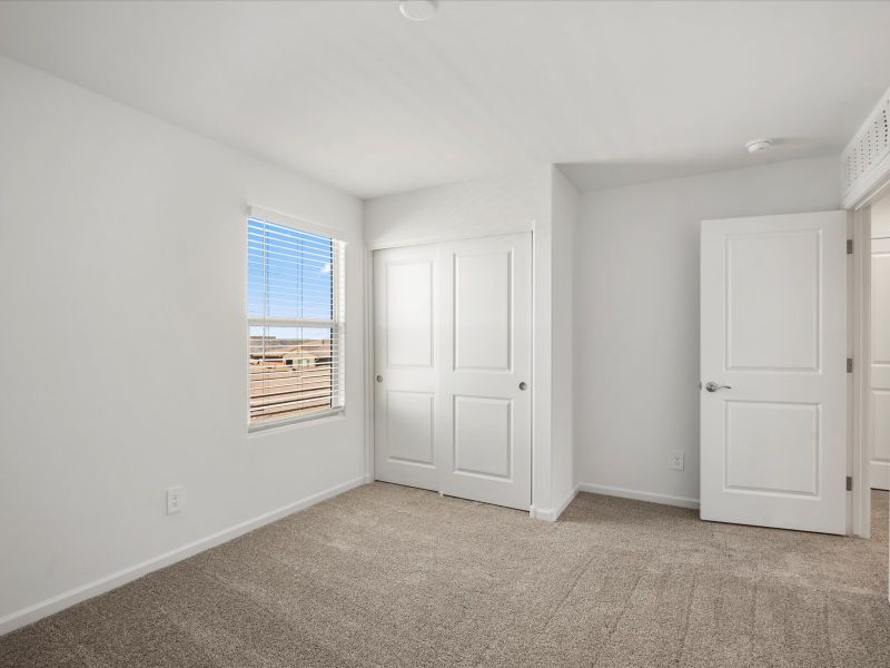 Spacious, unfurnished interior of a new home in Alamar at Rocking K, Tucson (Image 14).