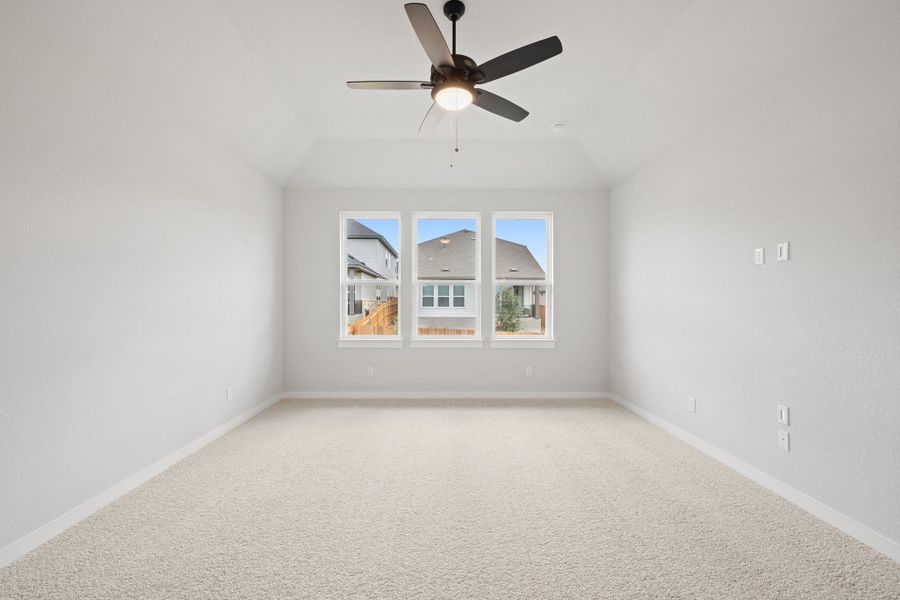 Spacious, unfurnished interior of a new home in Heritage, Dripping Springs (Image 38). Spacious, unfurnished interior of a new home in Heritage, Dripping Springs (Image 38).