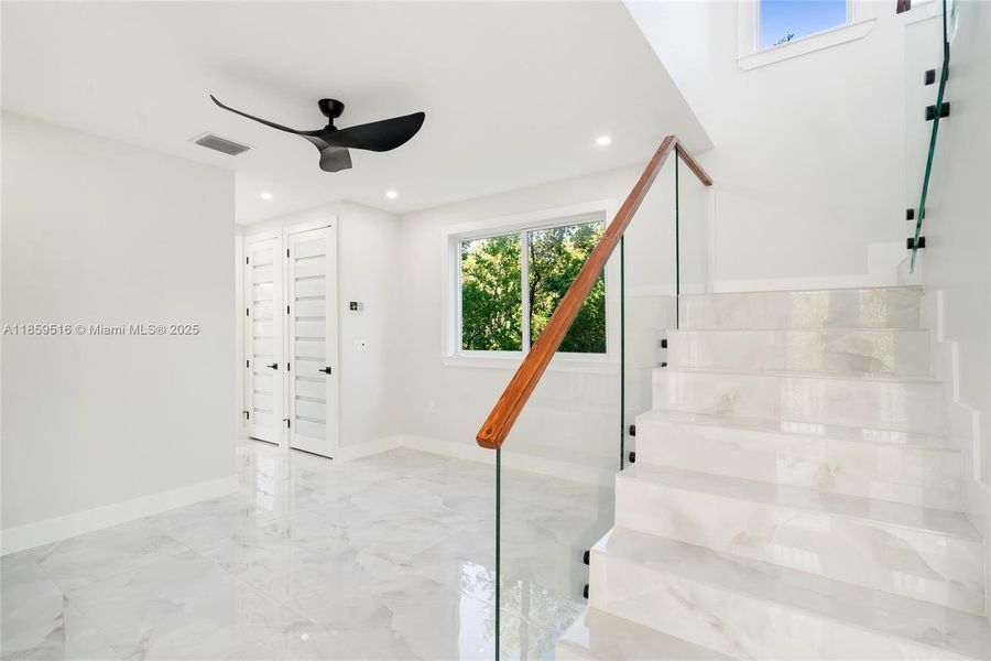 Image 29 of a home in . Image 29 of a home in .