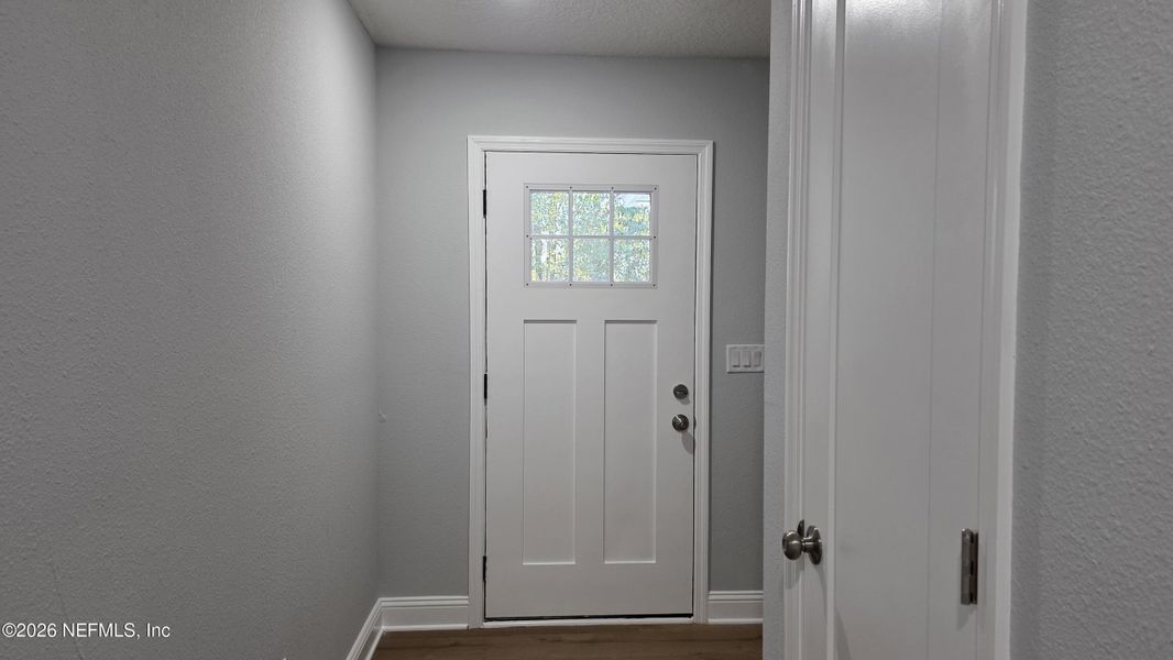 Spacious, unfurnished interior of a new home in , Jacksonville (Image 21).