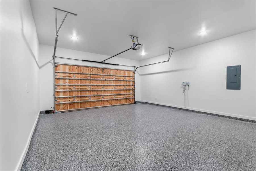 Spacious, unfurnished interior of a new home in , Dallas (Image 23). Spacious, unfurnished interior of a new home in , Dallas (Image 23).