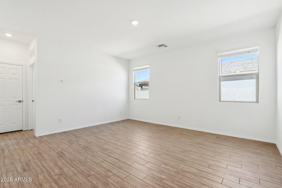 21-web-or-mls-N Eva Ln-S2510-021