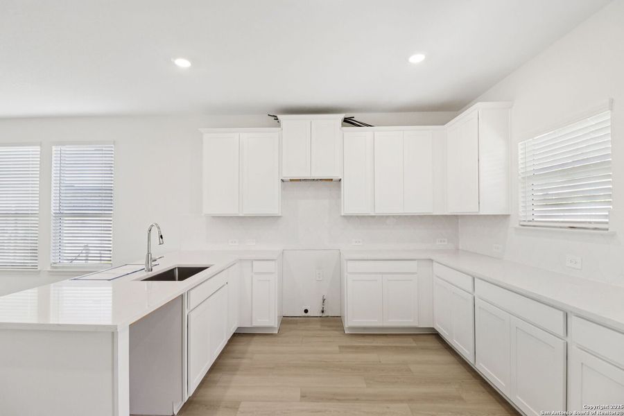 Furnished interior view inside a new home in Thomas Pond, San Antonio (Image 7). Furnished interior view inside a new home in Thomas Pond, San Antonio (Image 7).