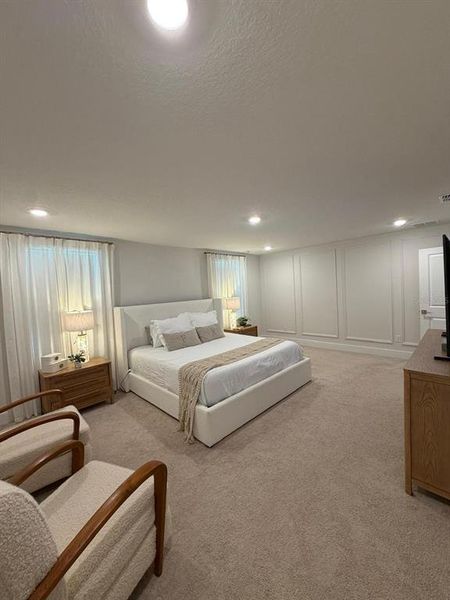 Furnished interior view inside a new home in , Winter Garden (Image 8).