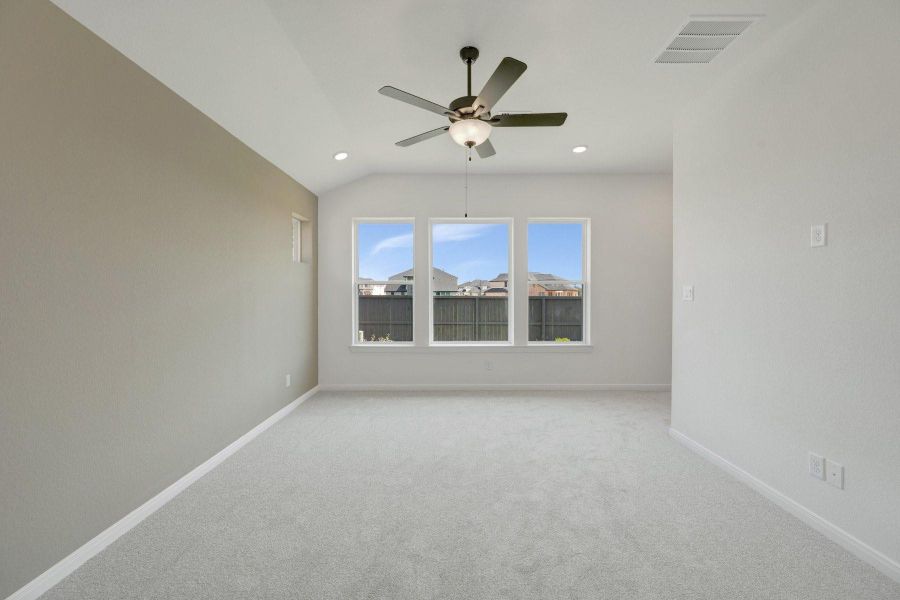 Spacious, unfurnished interior of a new home in The Grand Prairie - Retreat Collection, Hockley (Image 10).