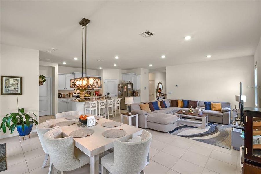 Furnished interior view inside a new home in , Ocala (Image 30).