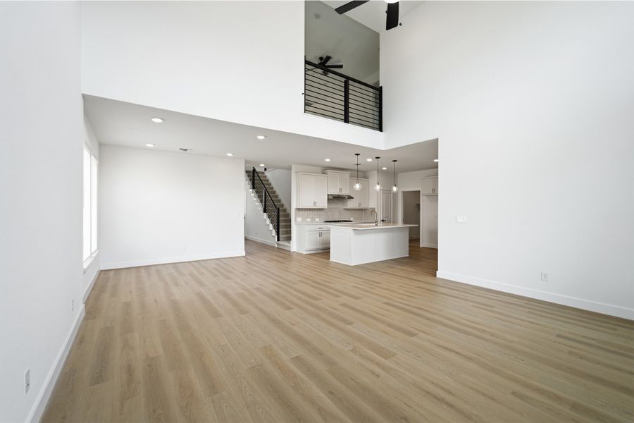 Spacious, unfurnished interior of a new home in Santa Rita Ranch, Liberty Hill (Image 47). Spacious, unfurnished interior of a new home in Santa Rita Ranch, Liberty Hill (Image 47).