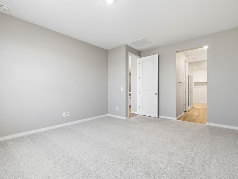 Spacious, unfurnished interior of a new home in Silva Farms - Estate Series, Goodyear (Image 12).
