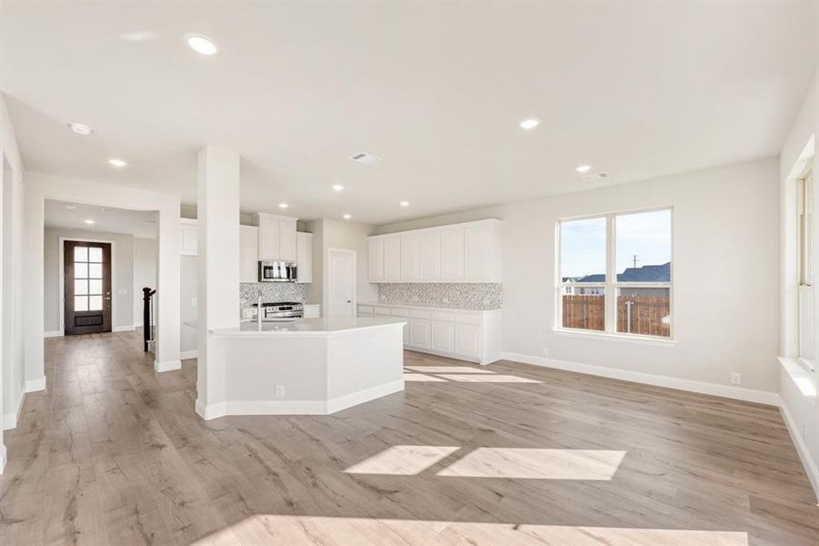 Spacious, unfurnished interior of a new home in Arcadia Trails Classic 60, Balch Springs (Image 13). Spacious, unfurnished interior of a new home in Arcadia Trails Classic 60, Balch Springs (Image 13).