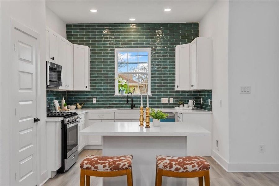 Furnished interior view inside a new home in , Houston (Image 8).