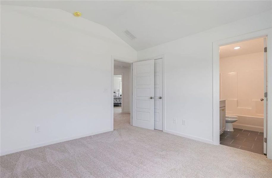 Spacious, unfurnished interior of a new home in , Watkinsville (Image 79).