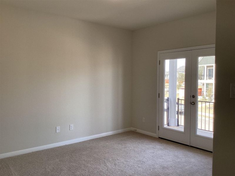 Spacious, unfurnished interior of a new home in Lariat, Liberty Hill (Image 11).